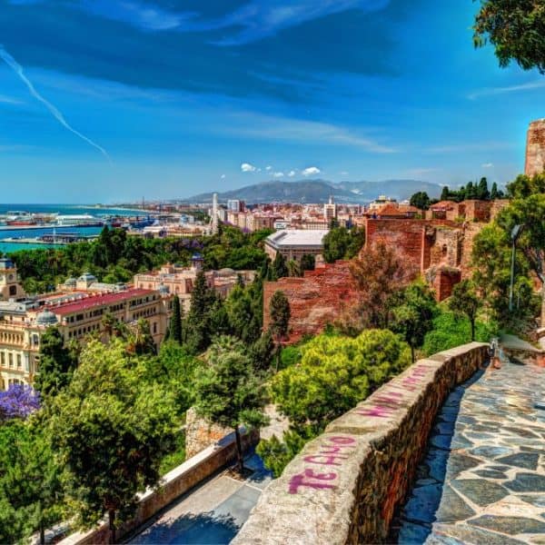 sejours-linguistique-dans-la-Ville-de-Malaga-en-Espagne avec Sherwood School